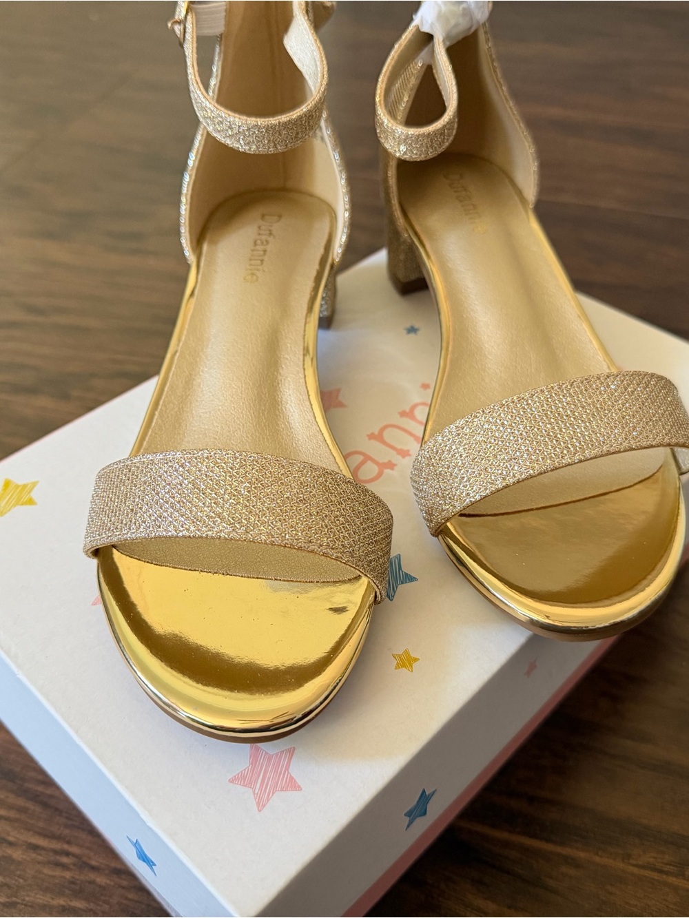 Dufannie big kids  Gold Glitter Block Heel Sandals